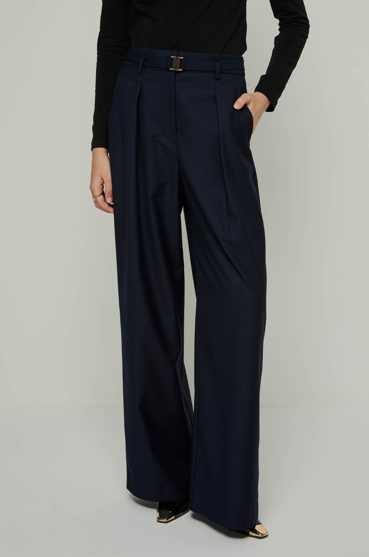 WIDE LEG PANTS WITH METAL BUCKLE