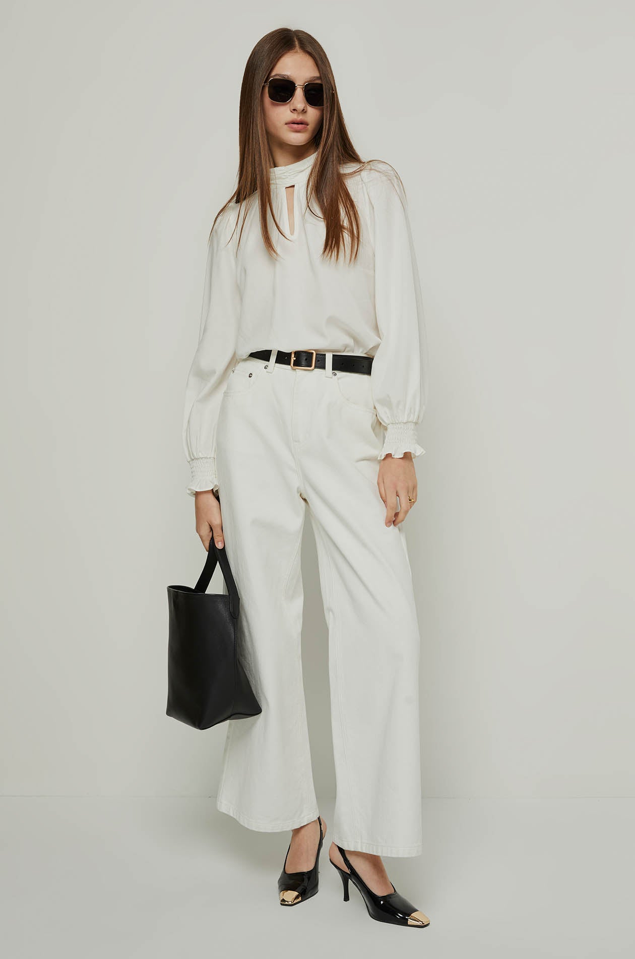 SMOCKED CUFF BLOUSE Off White / XL