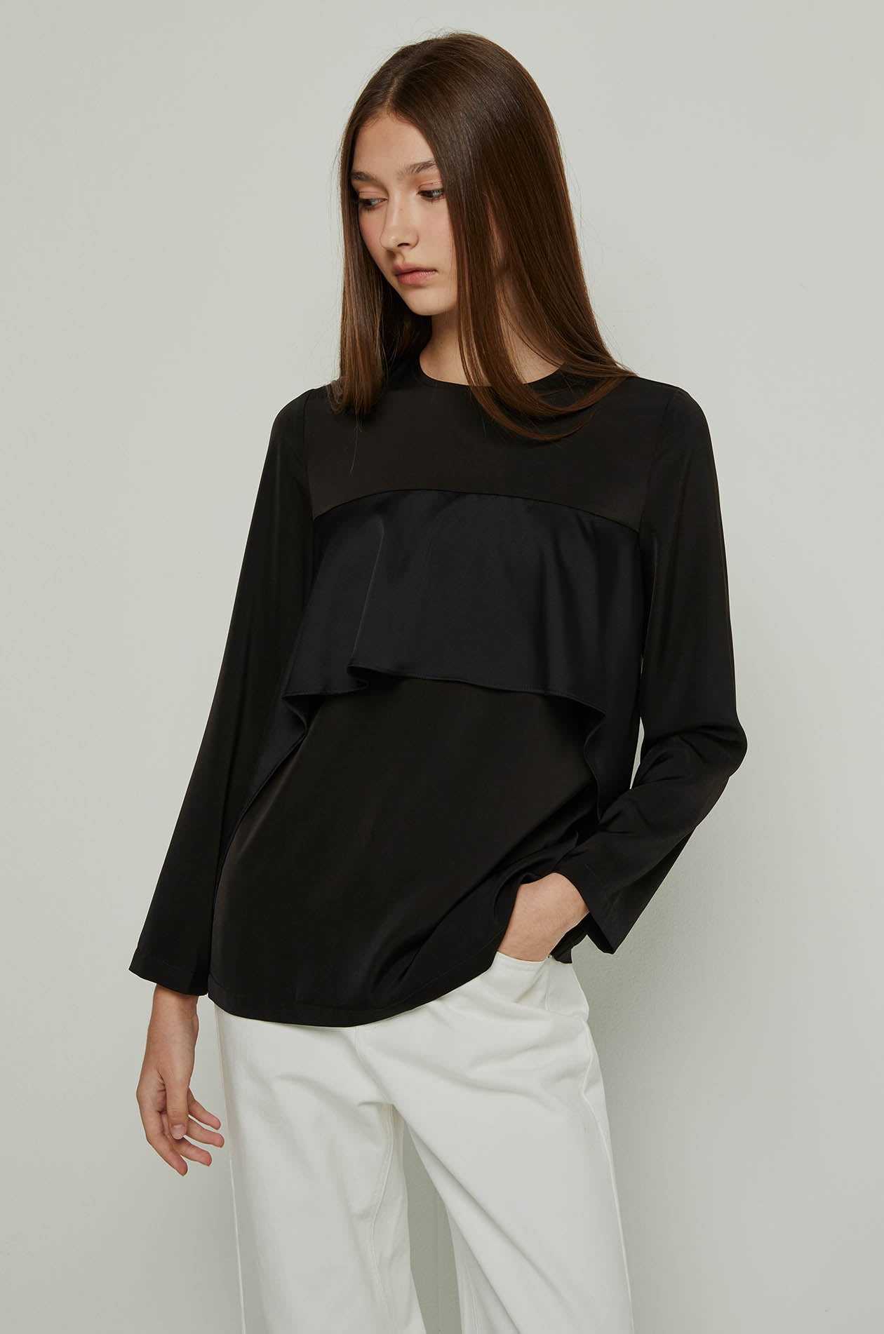 LAYERED RUFFLE FRONT BLOUSE Black / XL