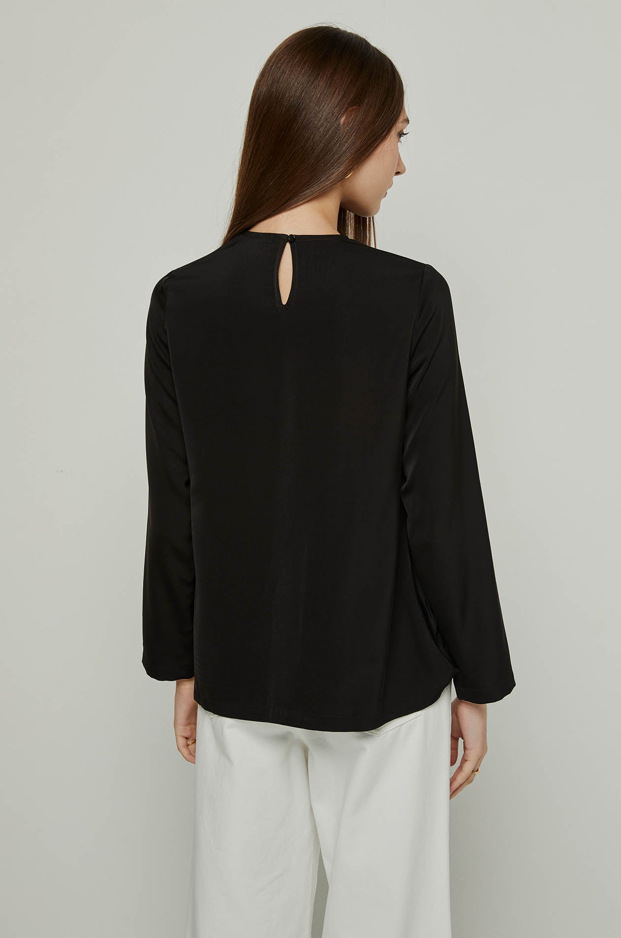LAYERED RUFFLE FRONT BLOUSE Black / XL