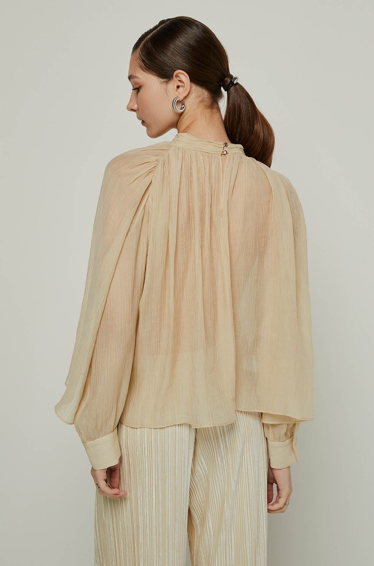 DRAPED MOCK NECK BLOUSE Brown / XL