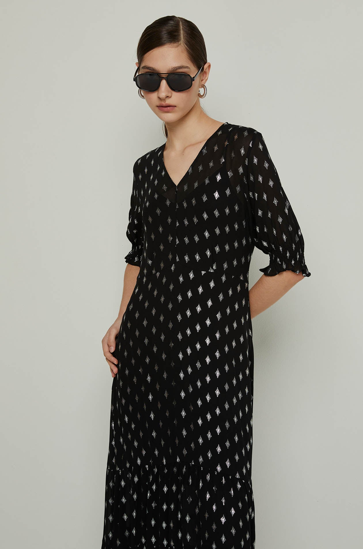 METALLIC DIAMOND SHAPE MAXI DRESS