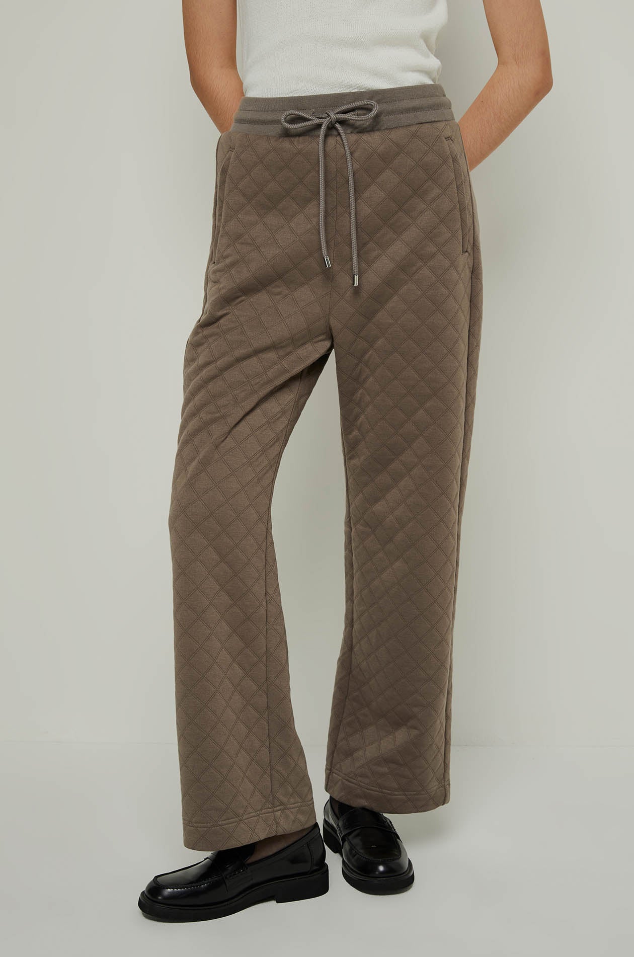 QUILTED ELASTIC WAIST PANTS Brown / XL