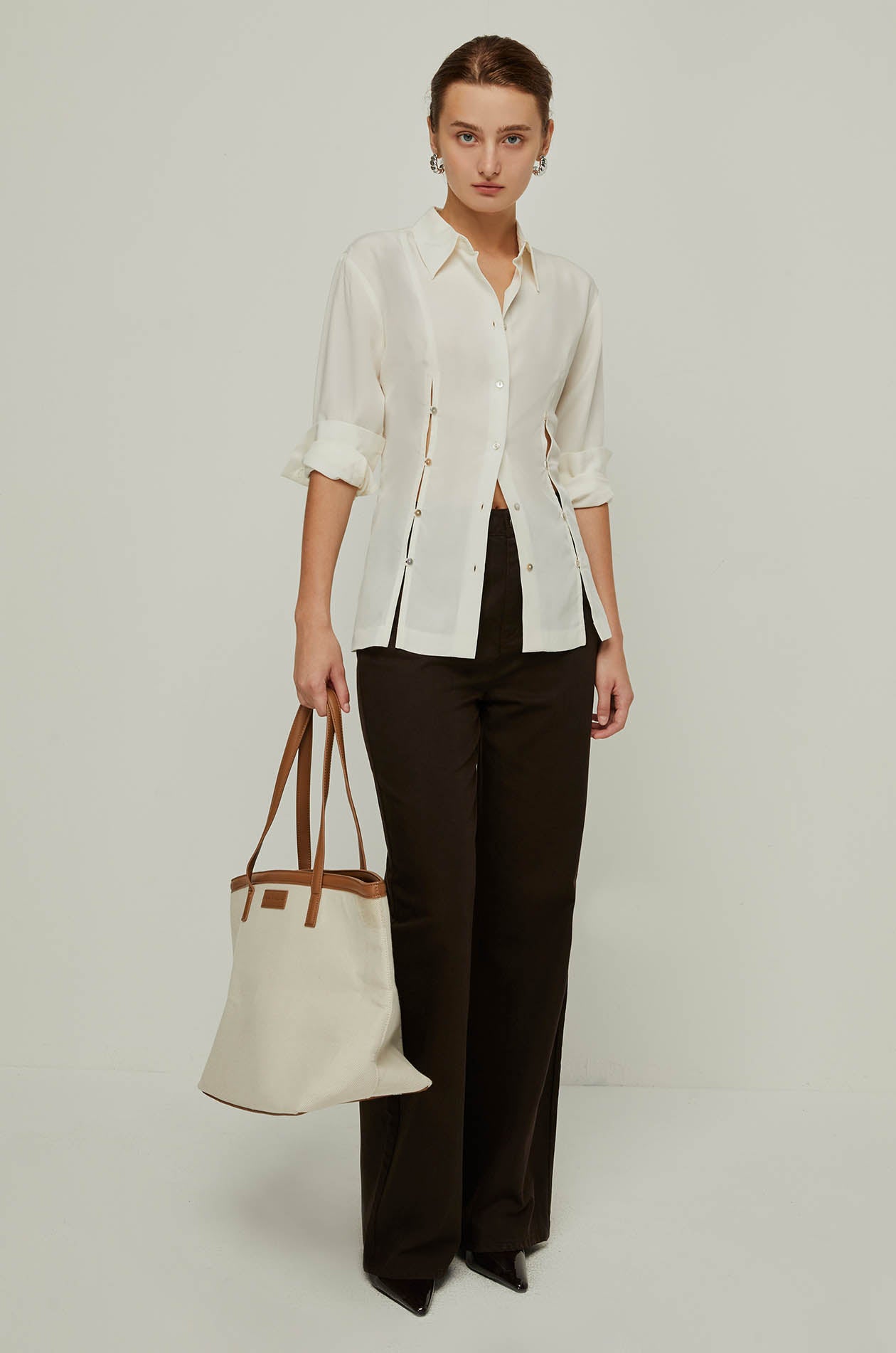 WAIST BUTTON BLOUSE